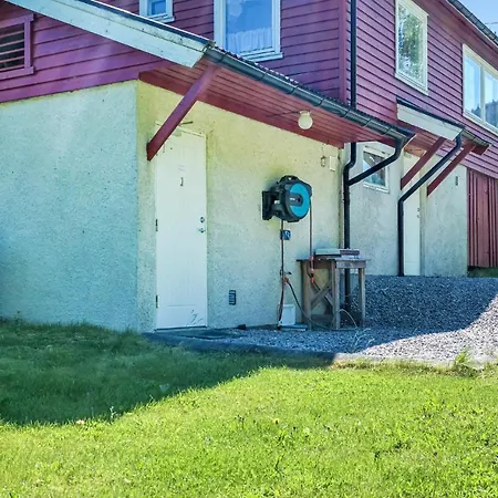 Holiday home Fjellbu Vraliosen